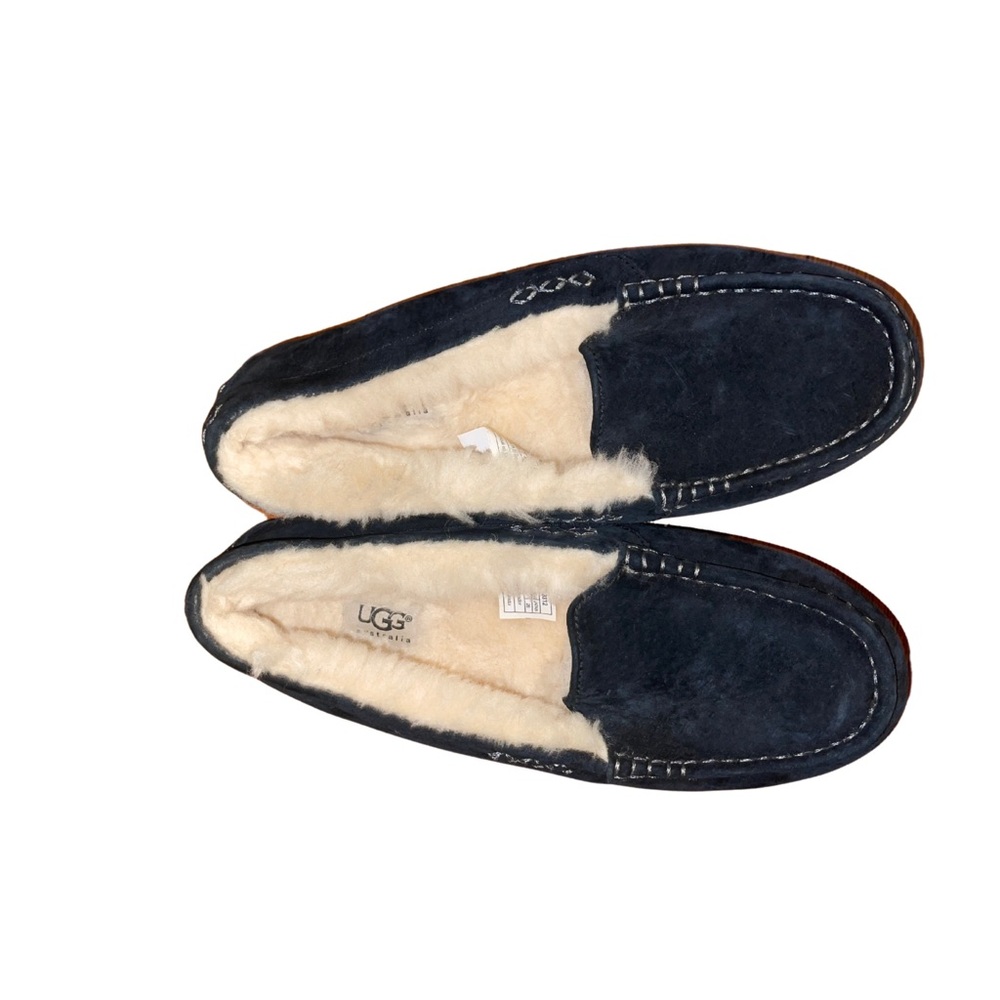 Black UGG Moccasin